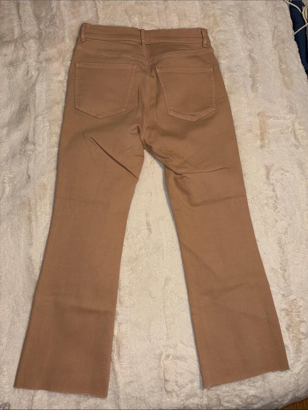NEW- Express Cropped Flare High-Rise Jeans in Camel Brown Sz 8R - Picture 3 of 9